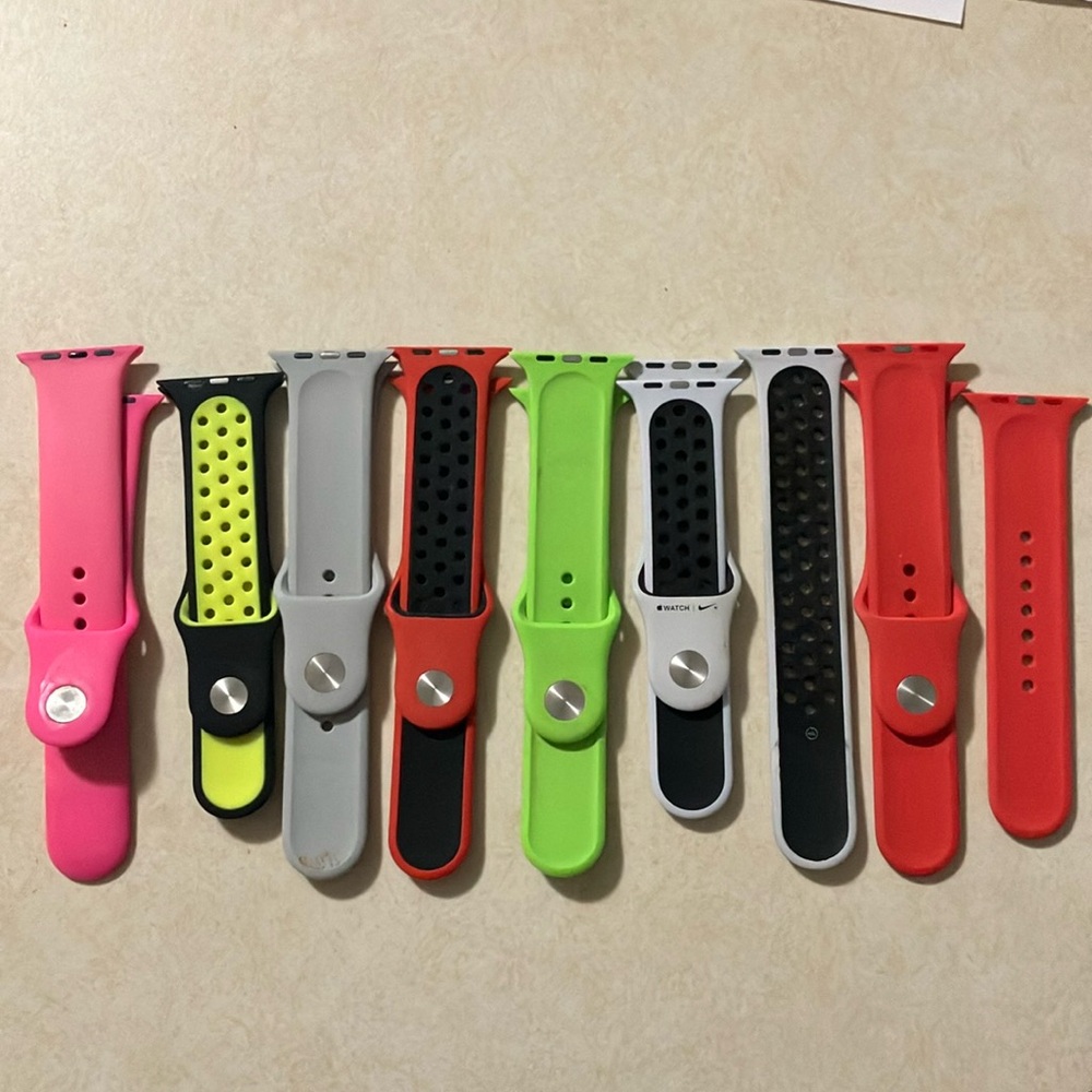 (7) Apple Watch bands, 2 official